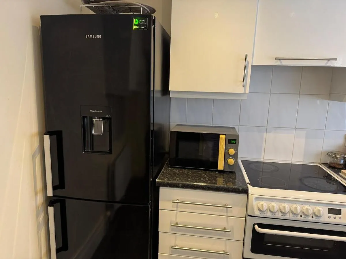 Lovely Central Belfast 4 Bedroom Period Home Дом отдыха