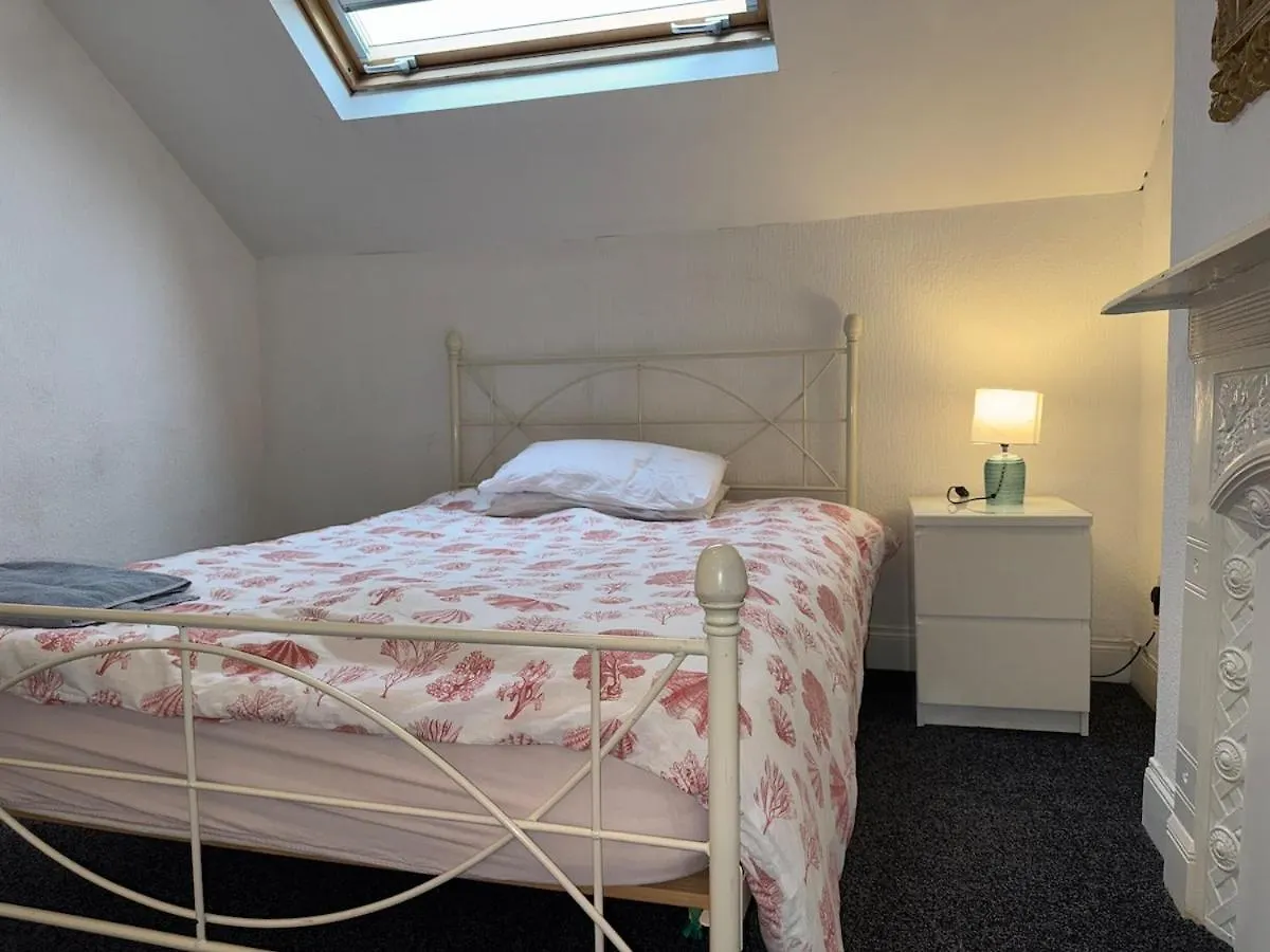 Дом отдыха Lovely Central Belfast 4 Bedroom Period Home Великобритания